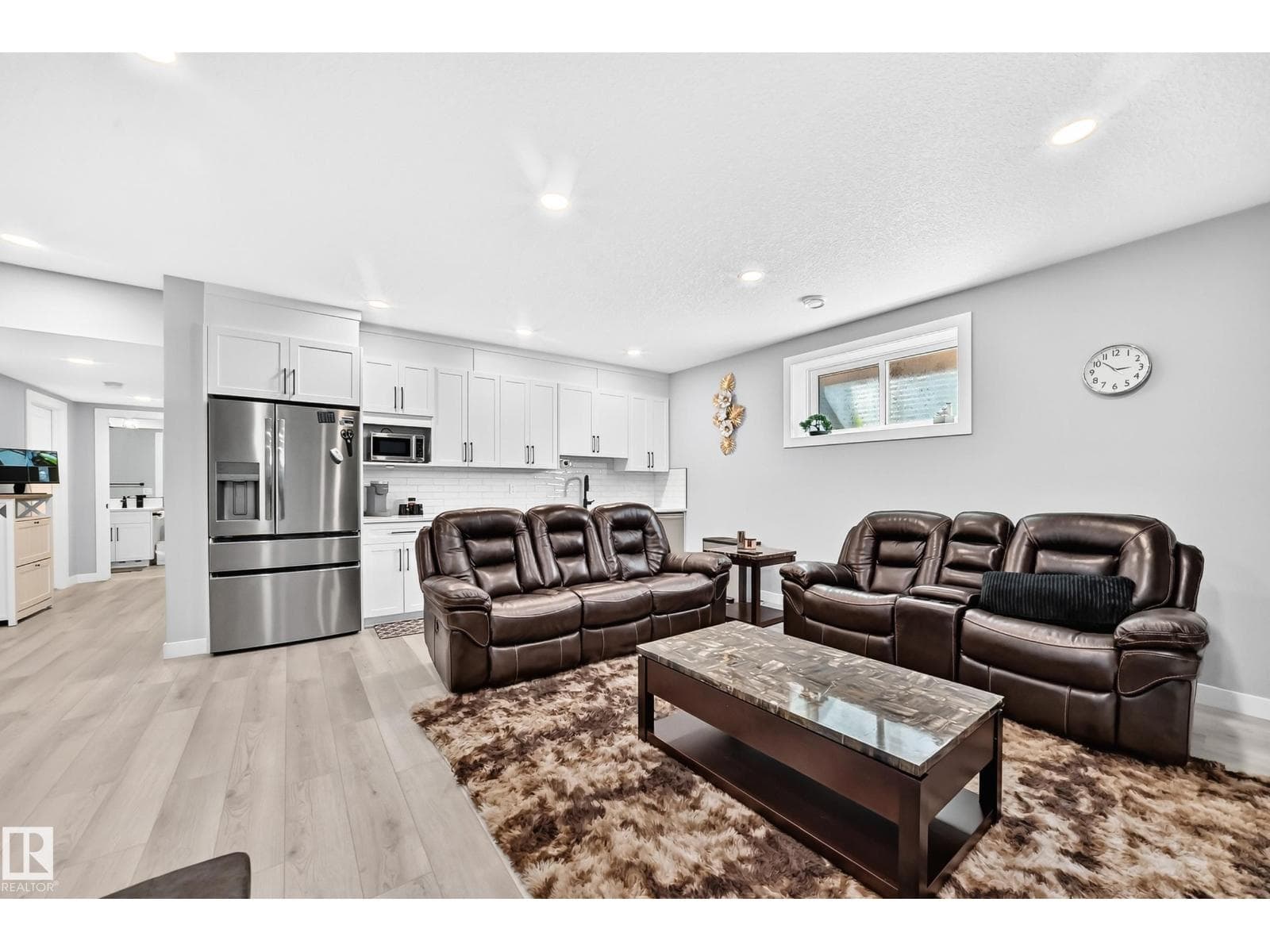 38 AVONLEA WY — photo 41 of 62