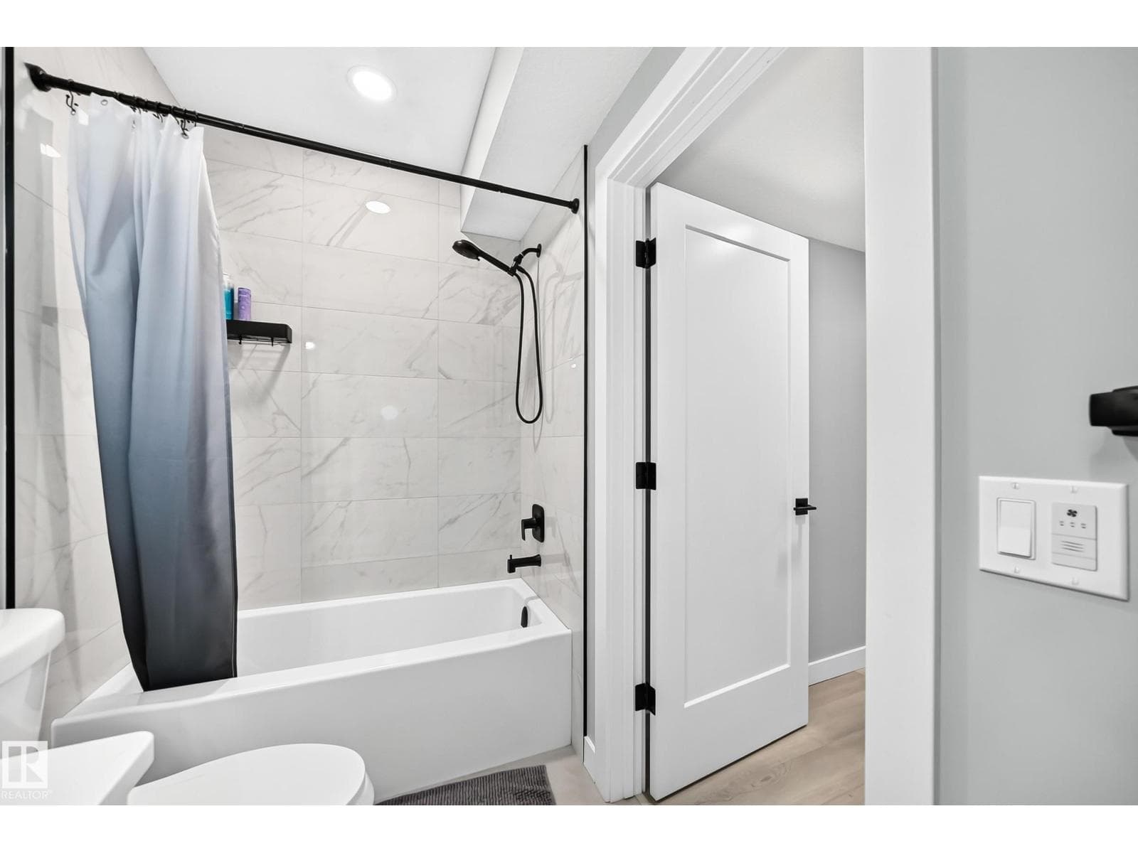 38 AVONLEA WY — photo 49 of 62