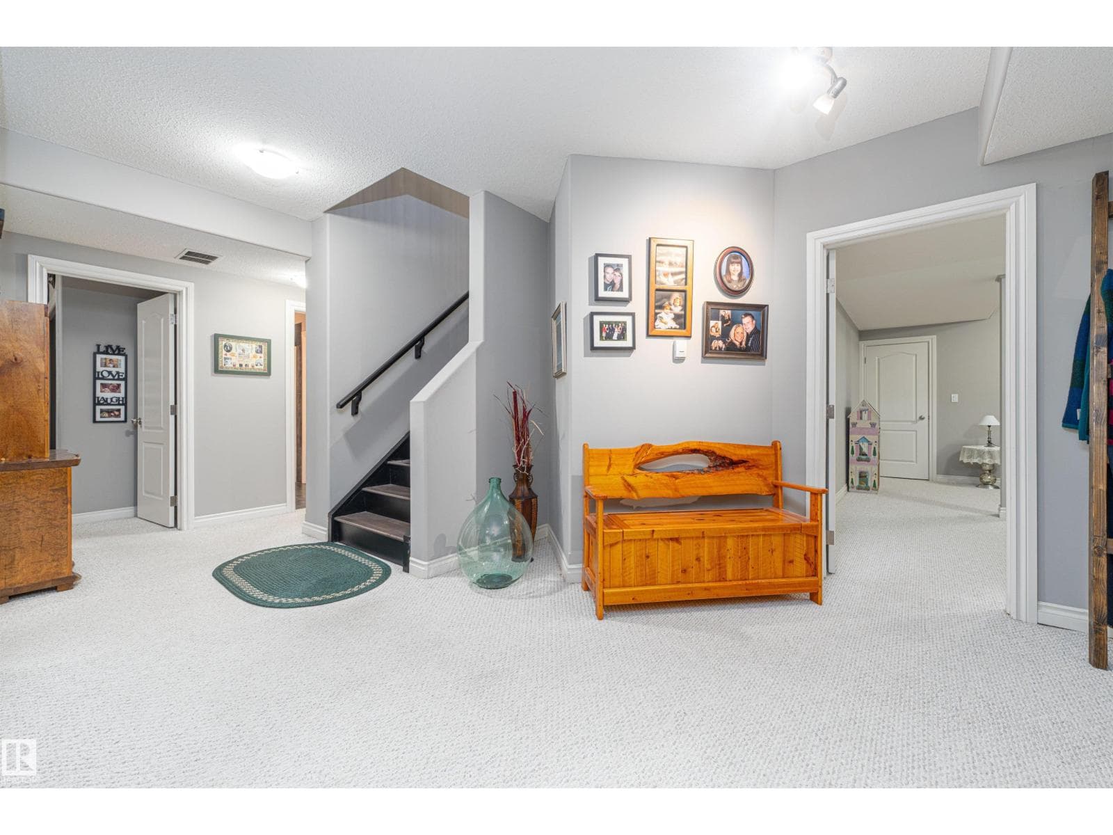 156 GREENFIELD WY — photo 33 of 74