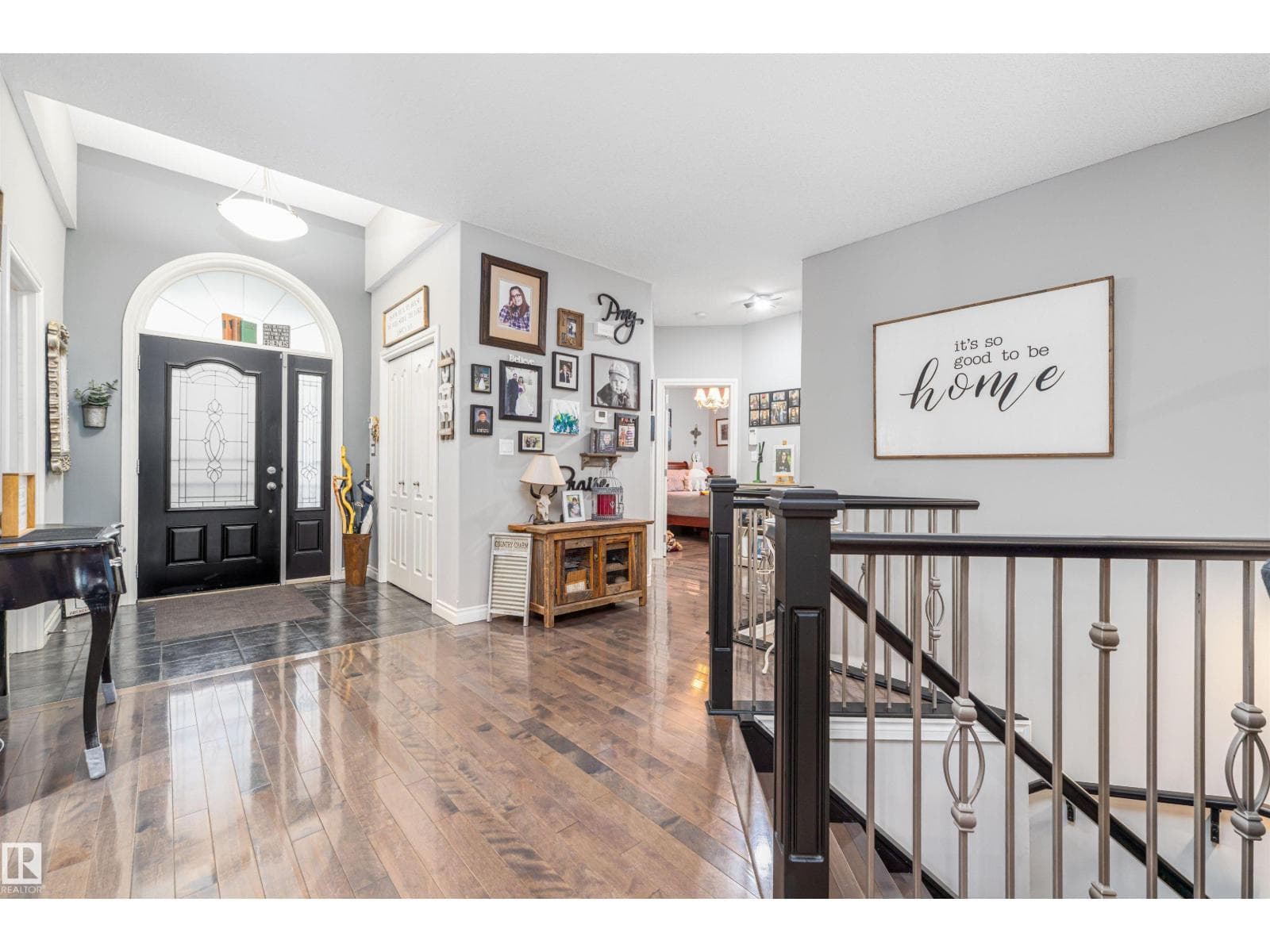 156 GREENFIELD WY — photo 4 of 74