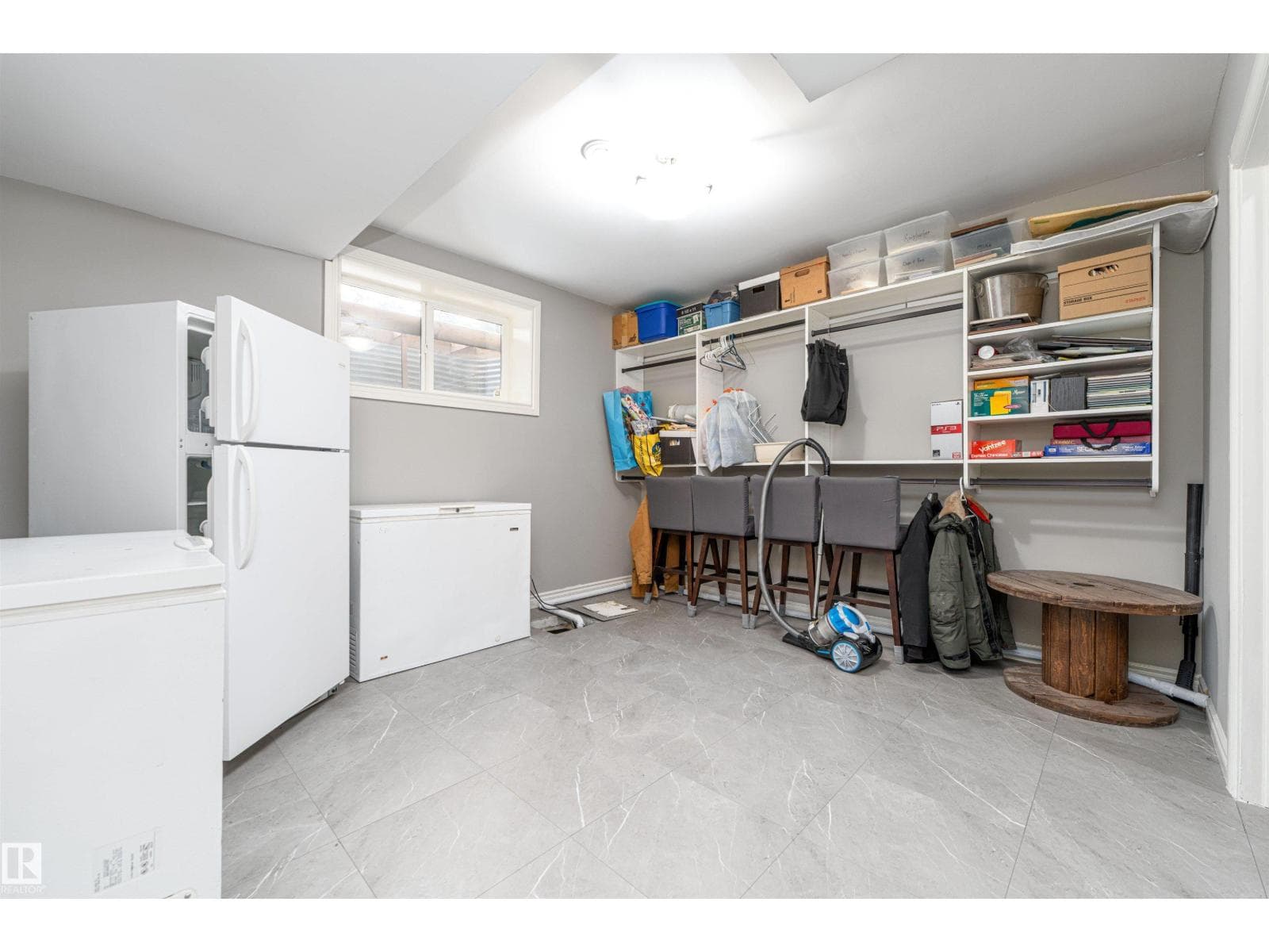 156 GREENFIELD WY — photo 43 of 74