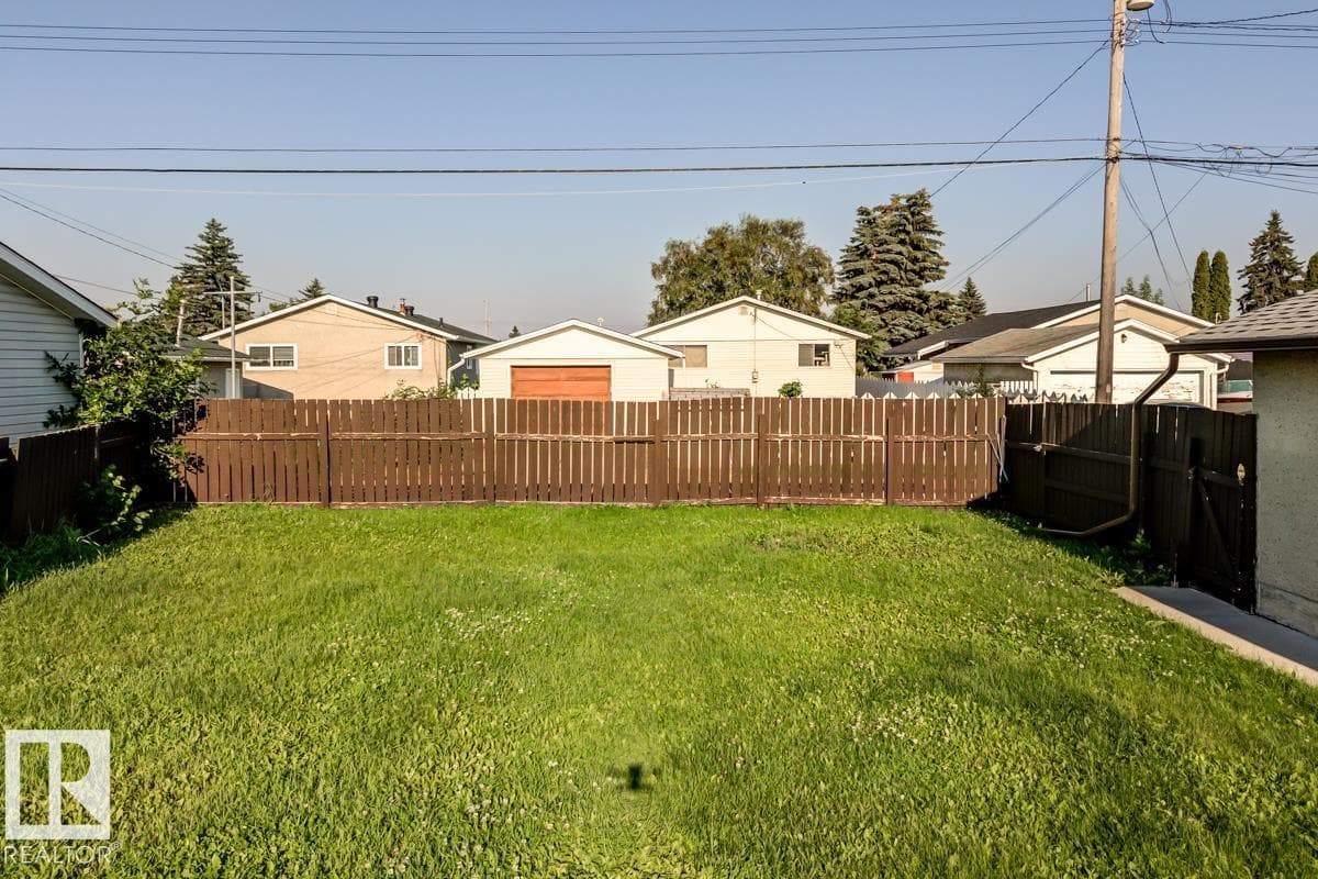 13517 136 ST NW — photo 40 of 62