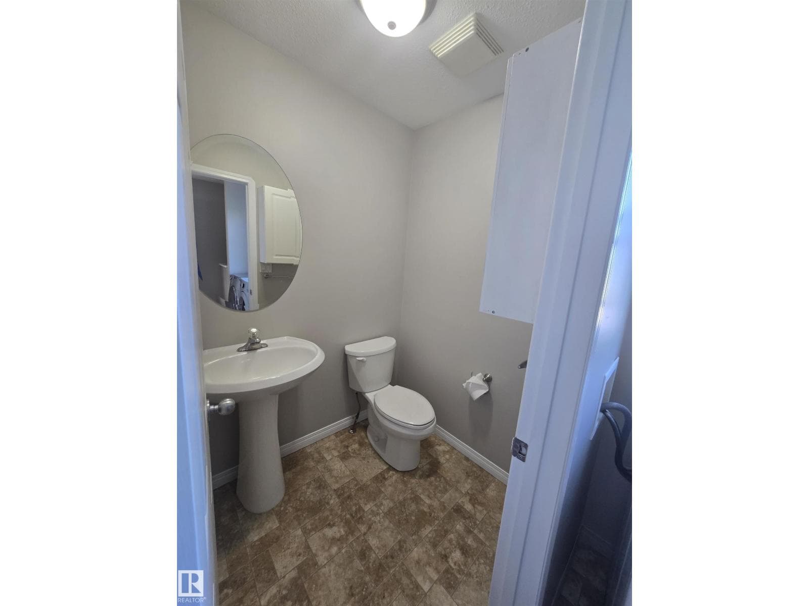 4120 47 ST — photo 24 of 26