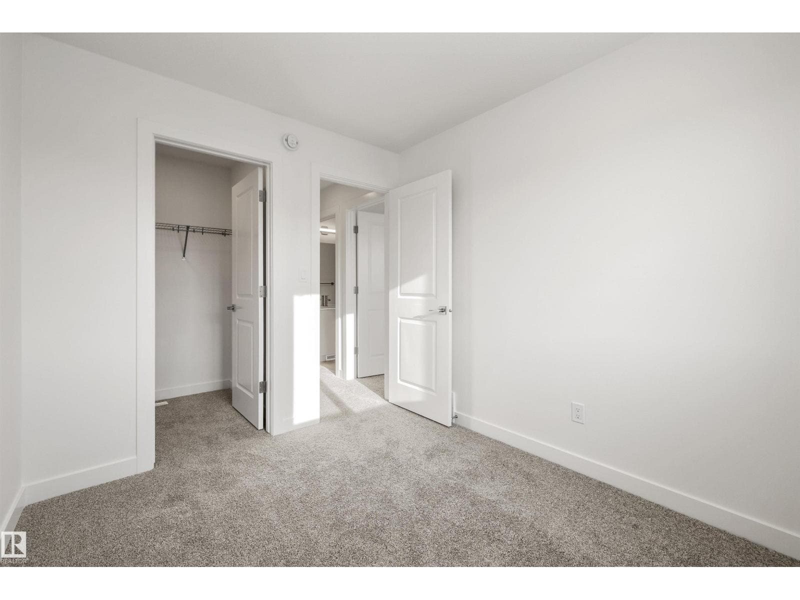 18855 29 AV NW — photo 35 of 41