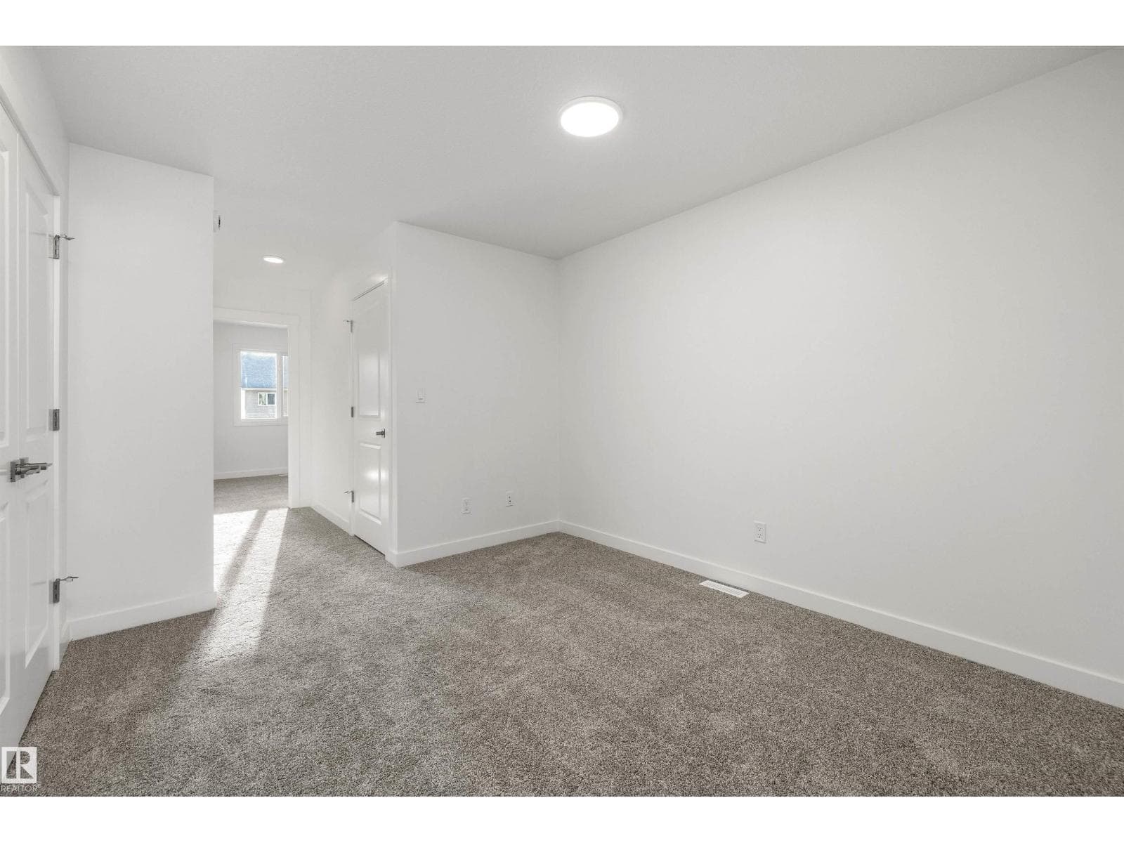 18855 29 AV NW — photo 24 of 41