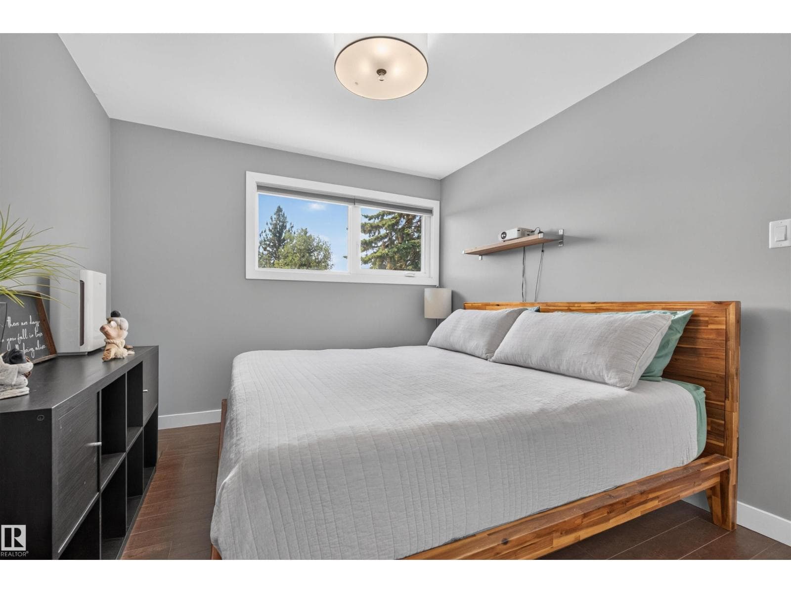 12136 135A AV NW — photo 14 of 48