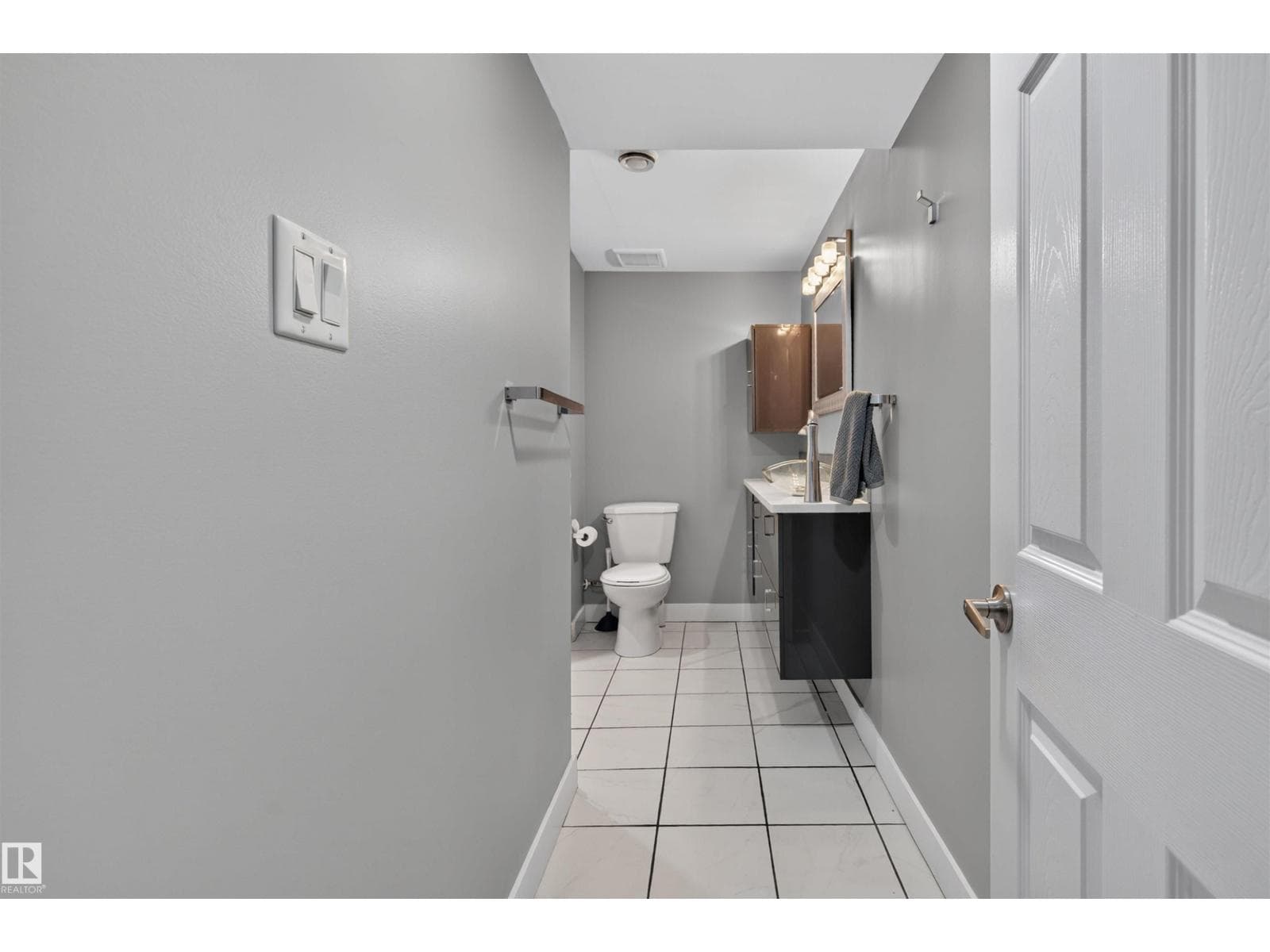 12136 135A AV NW — photo 30 of 48