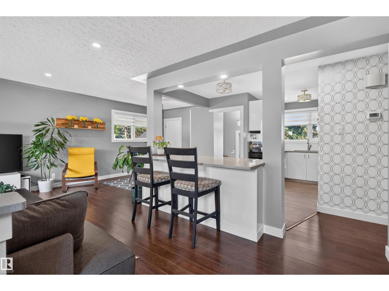 12136 135A AV NW — photo 5 of 48