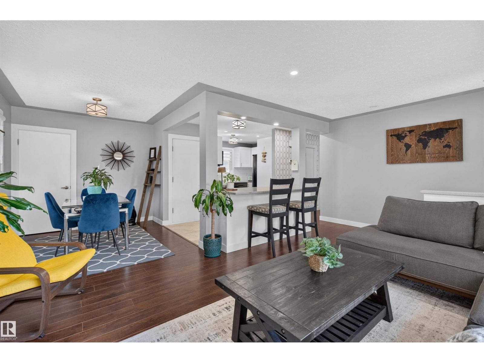 12136 135A AV NW — photo 6 of 48