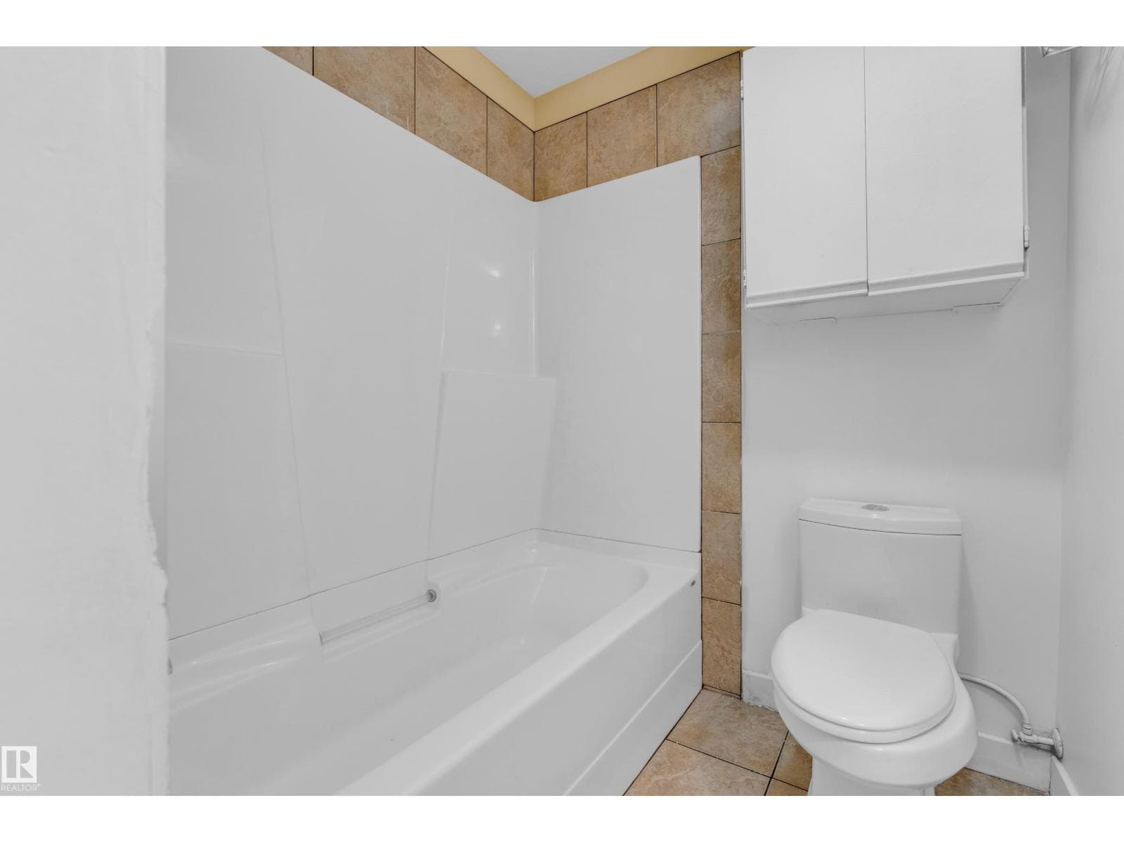 11817 37 ST NW — photo 34 of 46